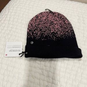 Lululemon knitted hat
